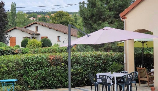 Villa Spacieuse en Auvergne