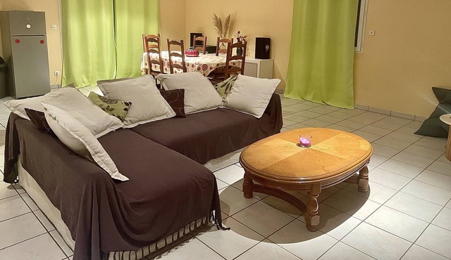 Villa Spacieuse Sud Ardèche au Calme