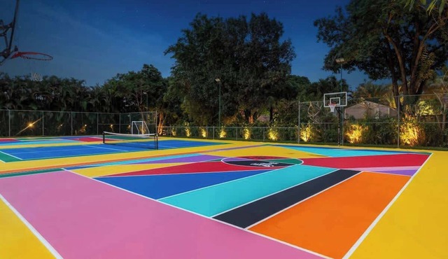 Villa Spectacular | Waterslide | Multi Court & Cinema