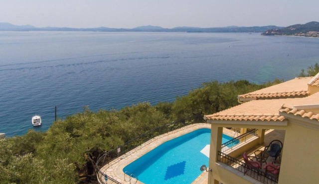 Villa Spyros,Corfu amazing sea views,large pool,Wi-Fi,AIC