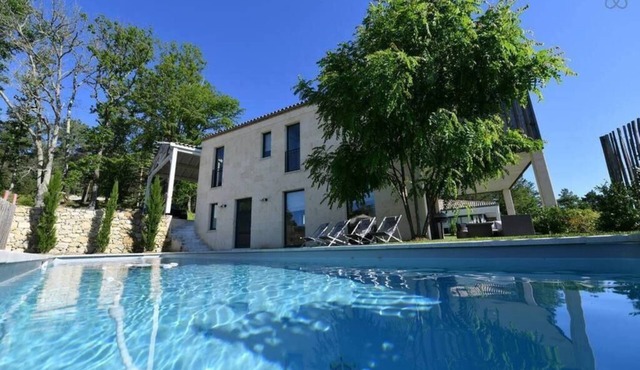 Villa St Andrews on the Golf with AC