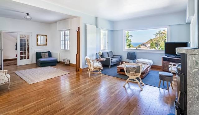 Villa St Joseph - parc arboré et vue imprenable sur la mer