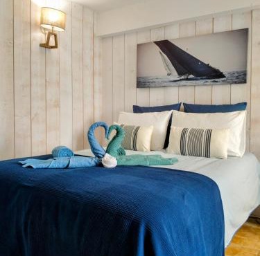 Villa St Laurent - Bel appartement refait à neuf à 50 m de la Plage