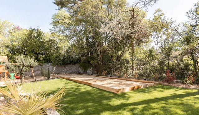 Villa Standing with heated pool