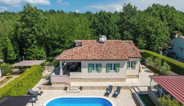 Villa Stella mit Privatem Pool Verfügt Über 4 Schlafzimmer für bis zu 8 Personen