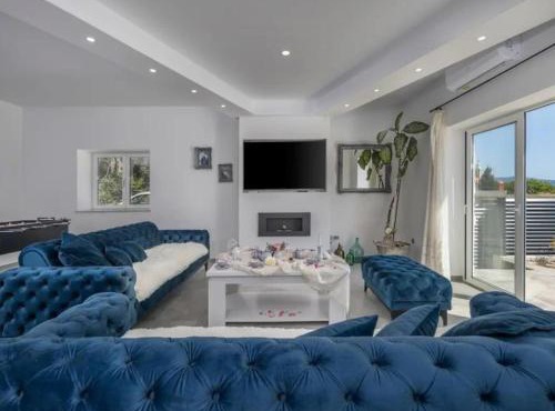 Villa Stipea - Four Bedroom Villa with Swimming Pool