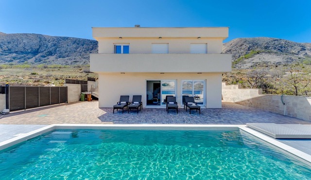 Villa Storia in Pag - Haus für 6-8 Personen