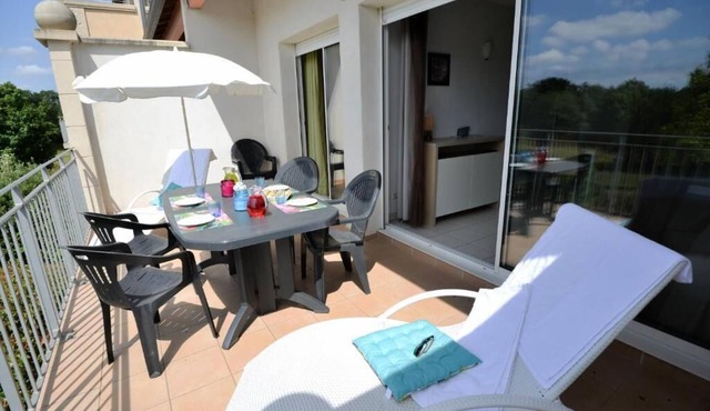 Villa-style Getaway: Apartments w/Terrace/Balcony, Kitchen, Seasonal Pool & BBQ