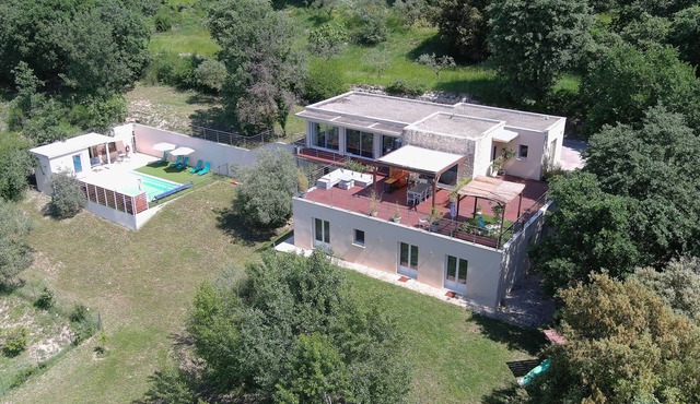 Villa Sud-Ardèche panoramic view of the Cévennes mountains