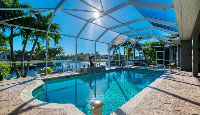 VILLA SUENO AMERICANO – HEATED POOL & SPA | GULF ACCESS | BOAT RENTAL + TOURS VOUCHER INCL.