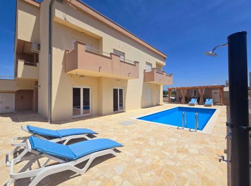 Villa Sun with pool