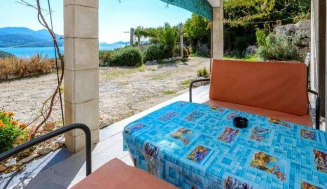 Villa Sunce Doli - One-Bedroom Apartment with Balcony and Sea View