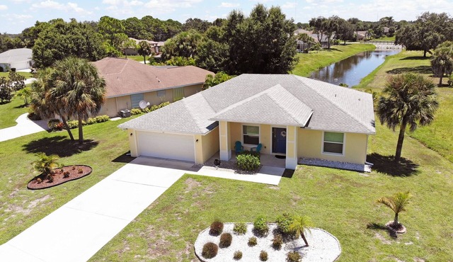 Villa Sunrise dreamlike 160 sqm holiday villa in quiet Charlotte County