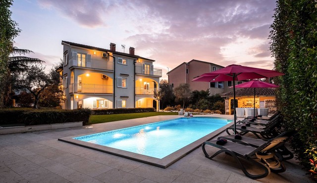 Villa Sunset Garden (94908-K1) - Porec