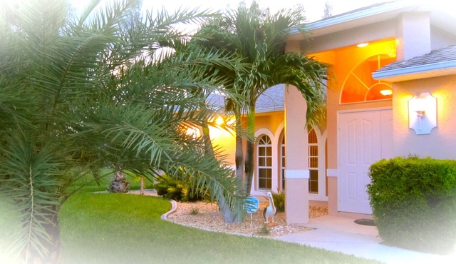 VILLA SUNSET KISS SW DREAMLESS BEAUTIFUL CHANNEL CROSSING WITH SEA ACCESS *
