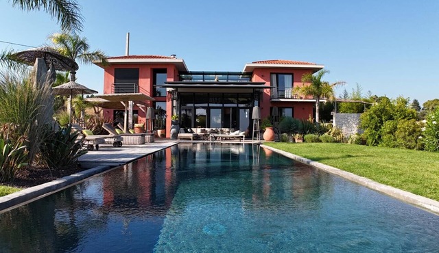 VILLA SUNSET VI4236 By Riviera Holiday Homes