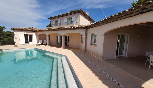 Villa sur le Golf - Quartier Valescure