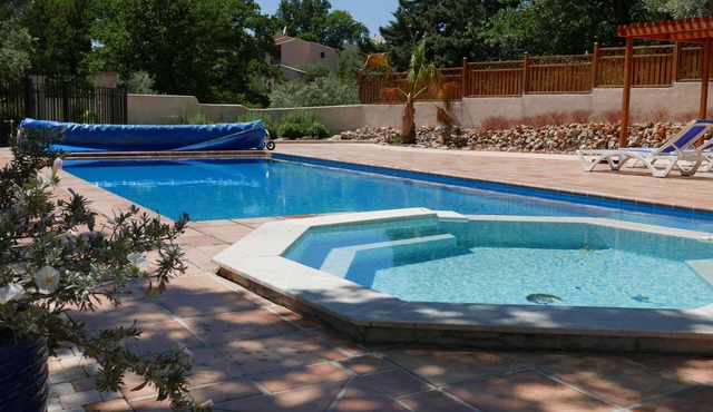 Villa Susoft in Flayosc, air-conditioned with private pool and tennis