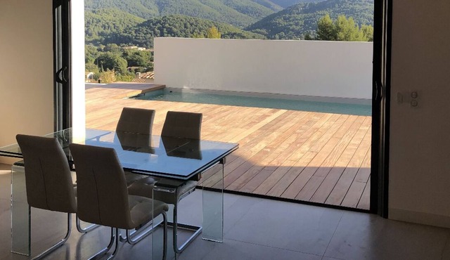 Villa swimming pool 6 pers near Cassis, Marseille and Aix-en-pce with breathtaking view