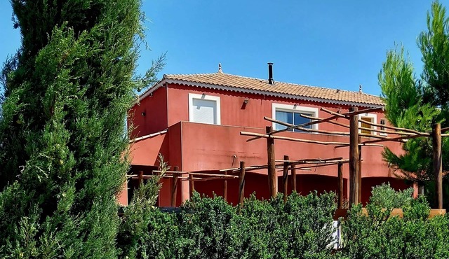 Villa Swimming pool of 145m2 in the heart of the vineyards MAS GAUDY