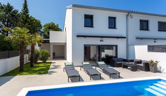 Villa T & k with private pool on Krk