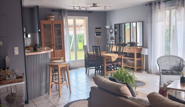 Villa T3 Ares on wooded plot 500 m2 close to Bassin d'Arcachon beach (2km)