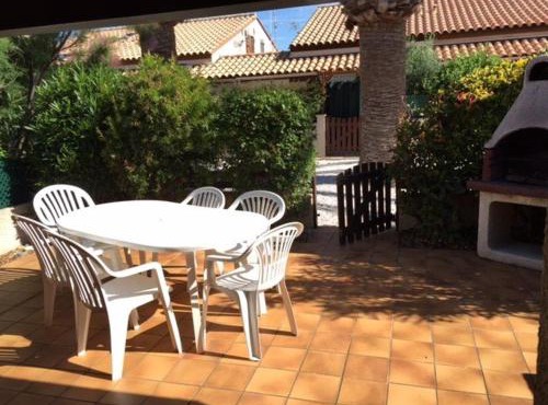 Villa T3 Mezzanine 6 pers. avec piscine, parking privé, proche plage et commerces - FR-1-81-270
