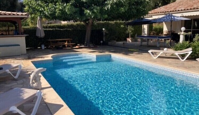 Villa T4 Ave perst beautiful, beautiful garden with pool and fruit trees (6place