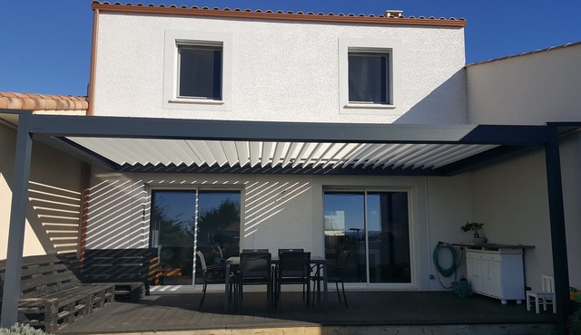 Villa T4 located 5 km from the beaches
