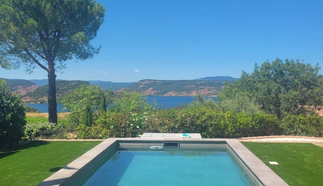 Villa T5 Swimming pool with view of Lac du Salagou
