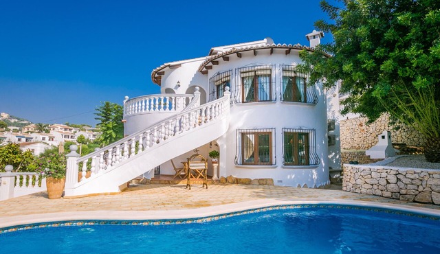 Villa Talia · Authentic charm & comfort