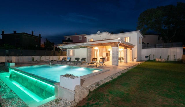 Villa Tereza Residence up to 6 People with private Pool by 22Estates