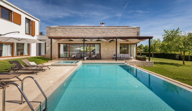 Villa Terra Rossa - beautiful villa with big private pool and jacuzzi