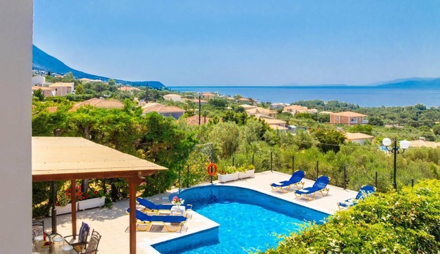 Villa Thalia Sofia - Three Bedroom Villa, Sleeps 6