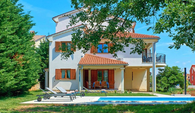 Villa Theresa in Ližnjan (Haus für 12 Personen)