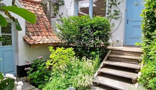 Villa Thérèse a stone's throw from the town center