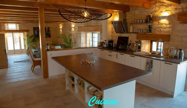 Villa Thun au Coeur des Vignes du Pays Cordais Idéal Famille, Amis et Séminaire