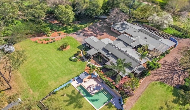 Villa Tierra| pool, acreage | Accom Holidays