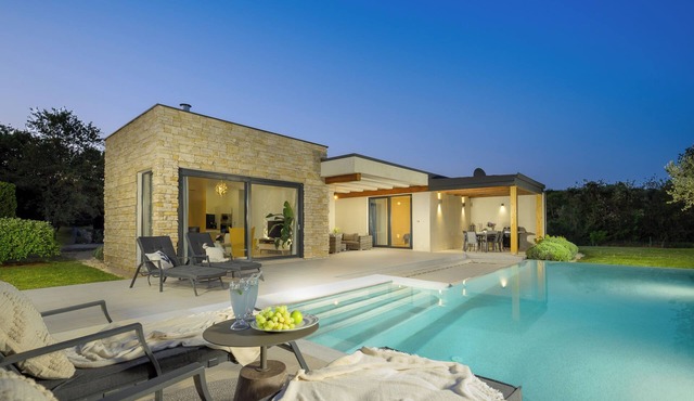 Villa Tila (Istria - Svetvinčenat)