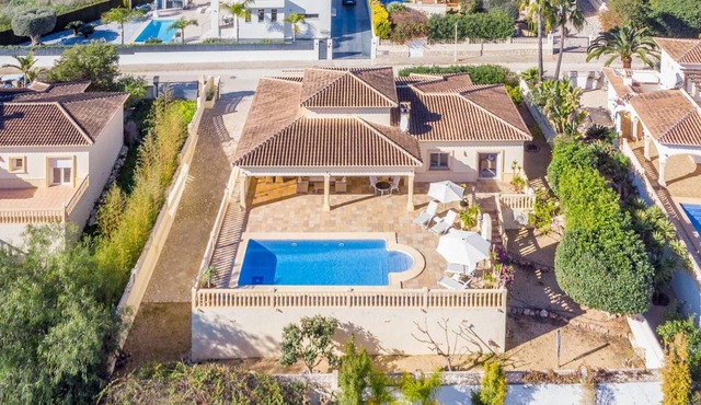 Villa Tom by Solidays - Moraira, Costa Blanca