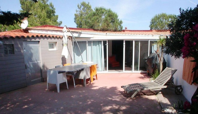 Villa Torreilles, 2 bedrooms, 6 persons