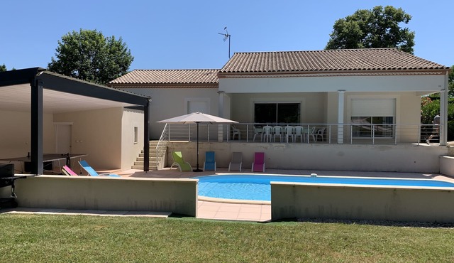 VILLA TOURNONNAISE 4 * AT THE FOOT OF A XIII CENTURY ROYAL BASTIDE