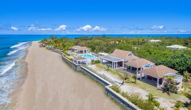 Villa Turtle Nest | Beach Front - Located in Stunning Baie Longue with Private Pool
