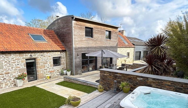 Villa Ty Amor - Large garden and jacuzzi for 9