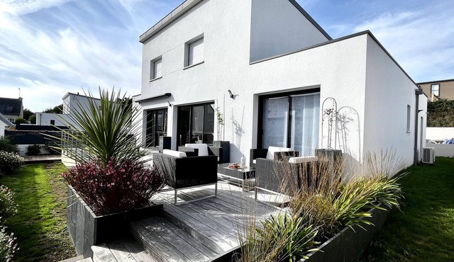 Villa TY MAÏ, Modern, bright 300m from the beach, pets allowed, 2-6 pers