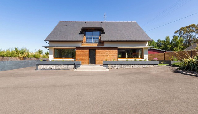 Villa Ty Rozair, 15 persons 300m² near Rosaires beach