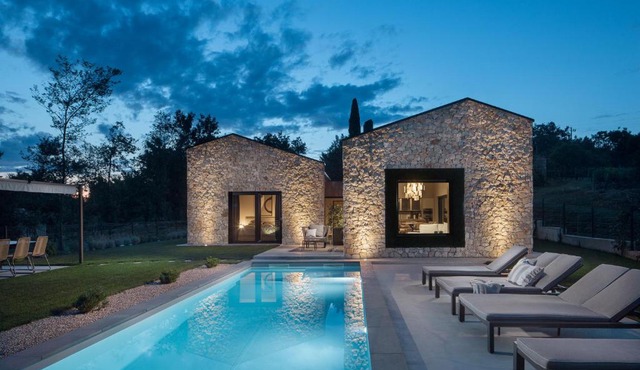 Villa Ulmus near Motovun for 6 people with heated pool & jacuzzi