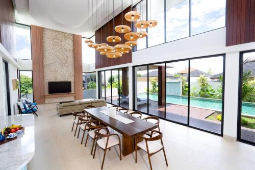 Villa Umah Healing: Exceptional 7BR in Uluwatu