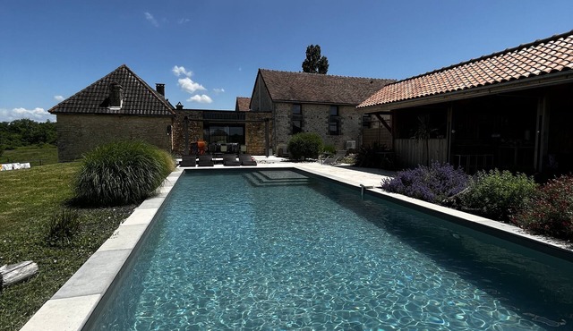 Villa "Un Grand Paradis Dans Le Périgord" with Private Heated Pool, 2 Private Terraces & Wi-Fi