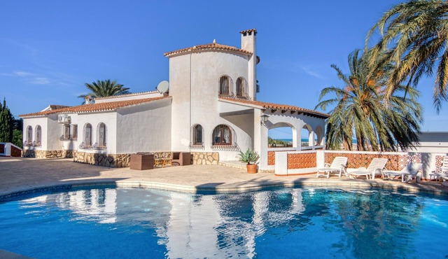 Villa 'Úrsula' with Mountain View, Wi-Fi and Air Conditioning